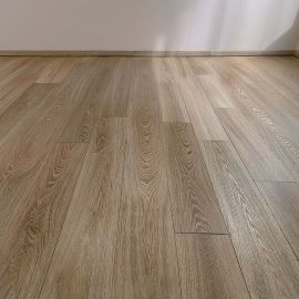 Piso Vinílico em Manta Fosco 0,7mm - Marfim Claro 70079 por M²