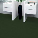 carpete verde musgo com resina