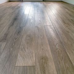Piso Vinílico em Manta Mad. Cinza Fosco 70062 - 0,7mm Por M²