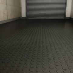 Rolo 15m Piso Moeda Antiderrapante  Emborrachado Preto - 1.30 largura 