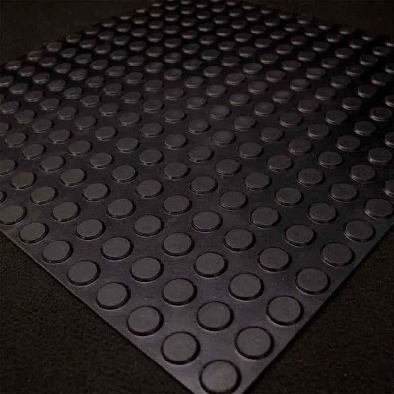 piso moeda emborrachado